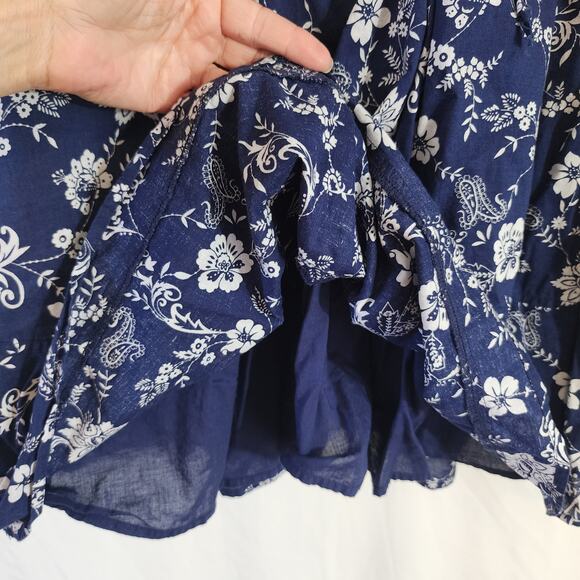 Austin Clothing Blue with White Floral A-line Flared Knee Length Skirt Size 10 - Picture 2 of 6